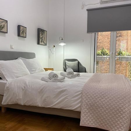 Mosaic Art Apartment In Plaka Атина Екстериор снимка