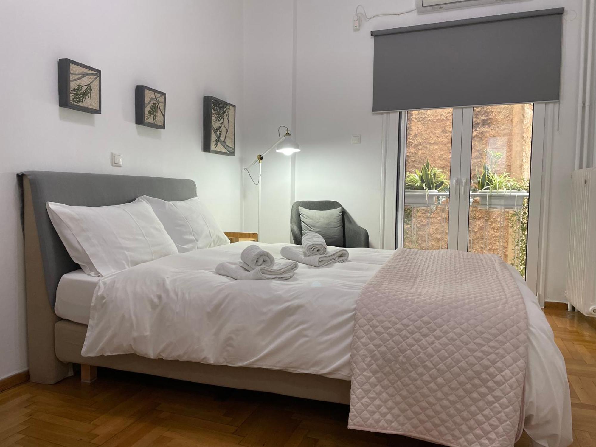 Mosaic Art Apartment In Plaka Атина Екстериор снимка